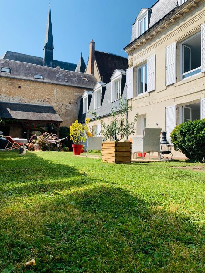 Hotel Les Tourterelles Vendôme Esterno foto